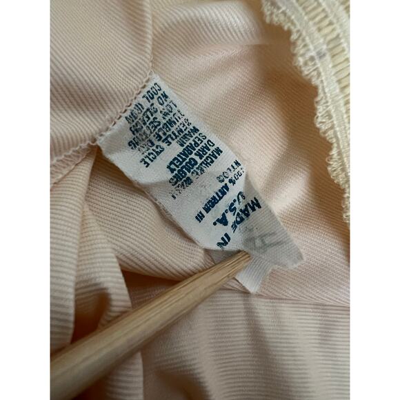 Henson Kickernick Vintage Long beige Slip skirt lace trim dainty intimacy flawed - Picture 5 of 9